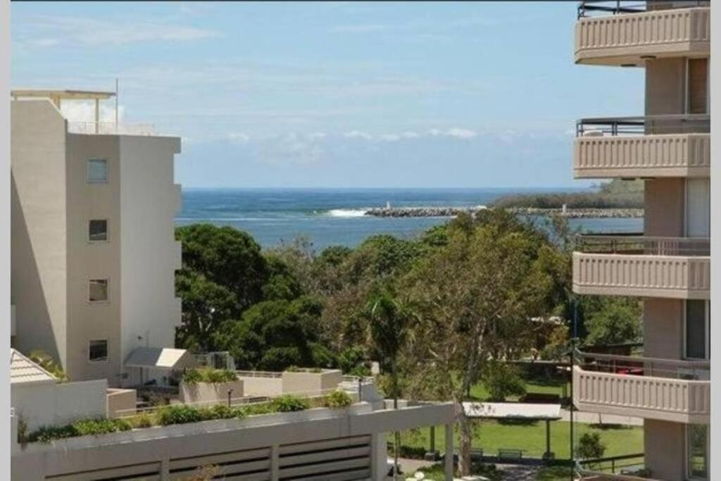 Nautilus Resort - Private Apartment Mooloolaba Exterior foto